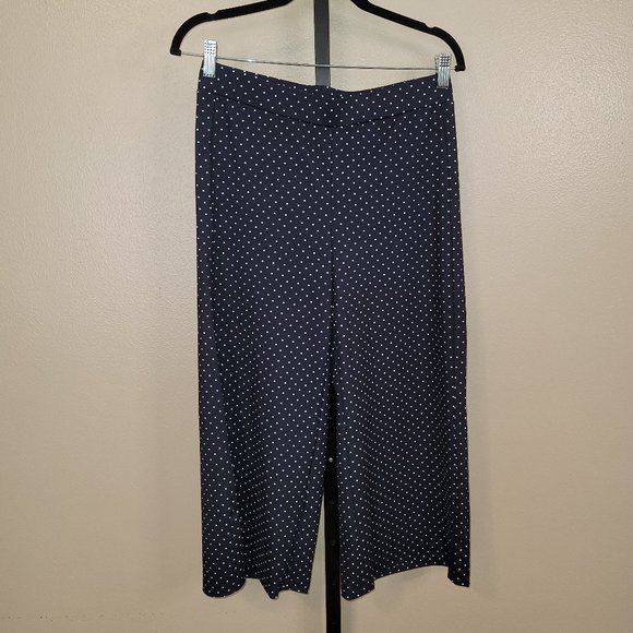 A354841** Isaac Mizrahi Live] Regular Pebble Knit Polka Dot Culotte - Picture 1 of 3